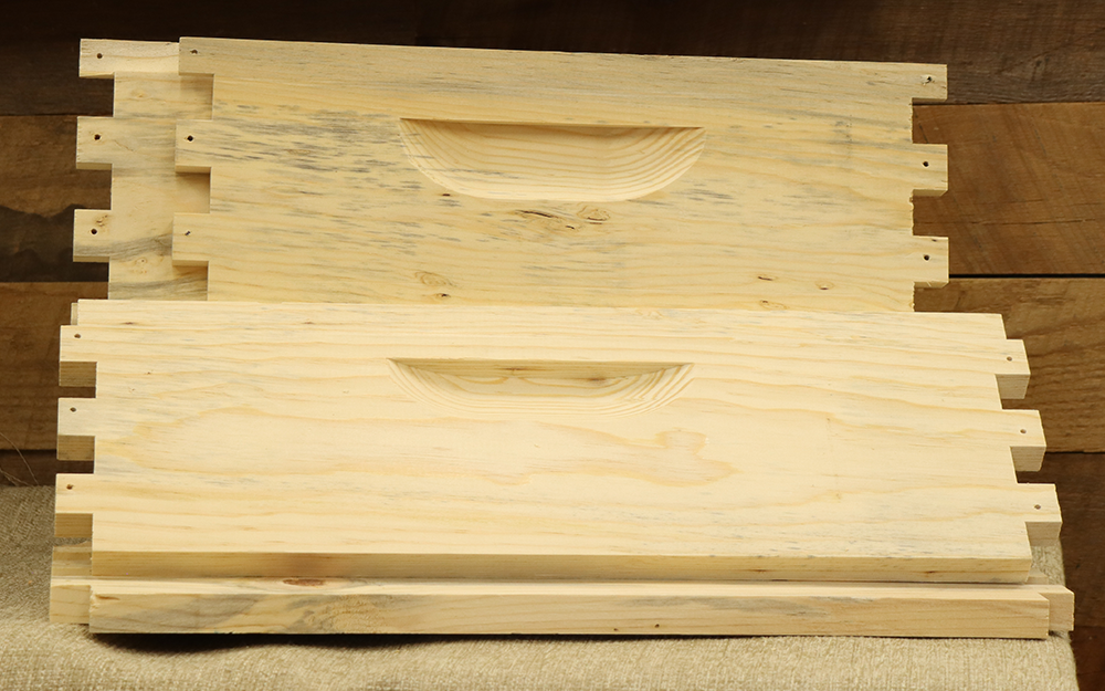 7 5/8" "Dakota" Honey Super 10 Frame (Pre-Order)