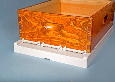 Ultimate IPM Bottom Board System